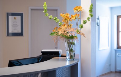 Bild der Kleinanzeige - Privatpraxis/Naturheilpraxis Osteopathie & Physiotherapie Bayern Würmtal/Landkreis Starnberg